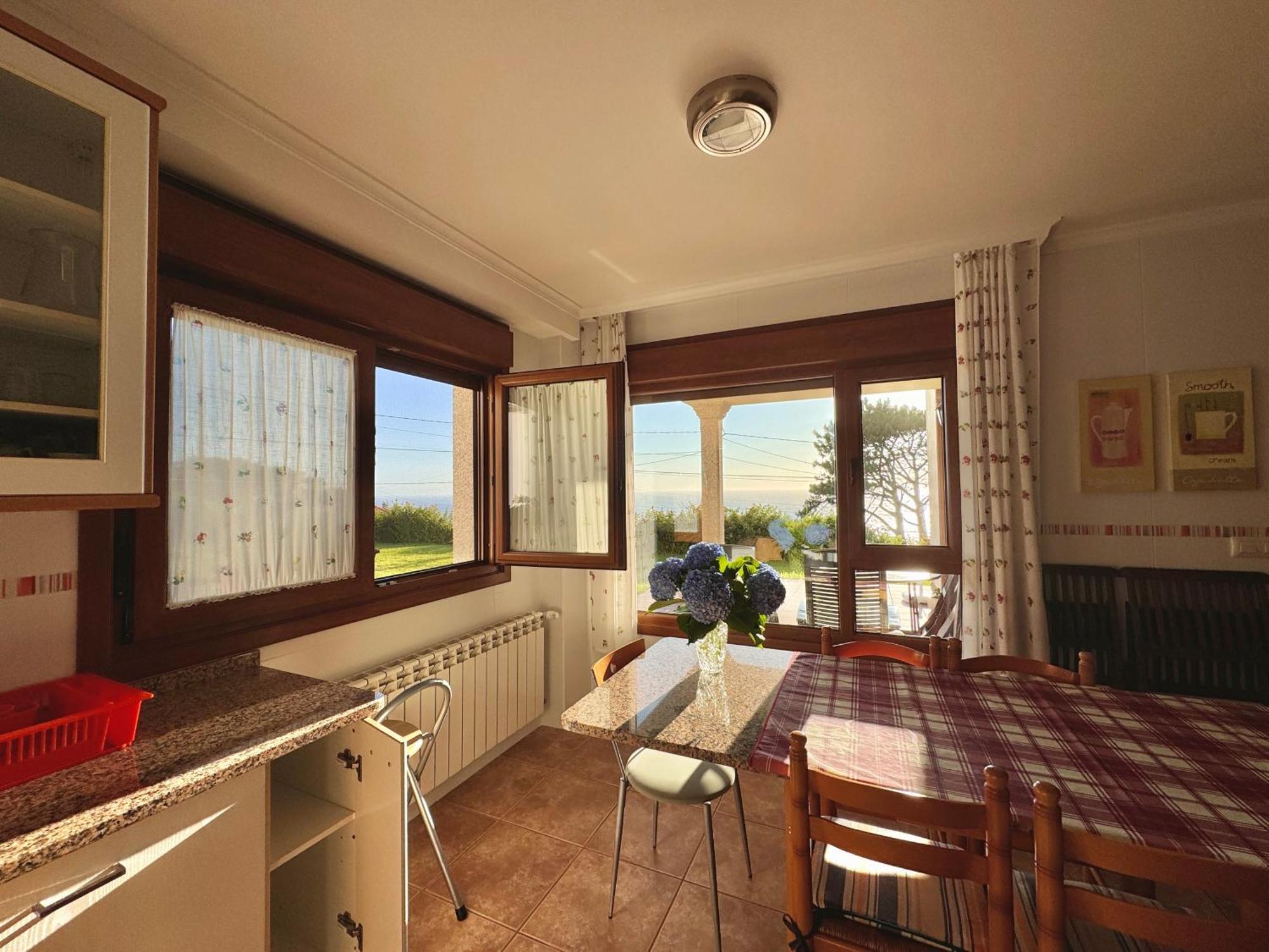 Rooms Peregrinos B Casa Alicia Rosal Bagian luar foto